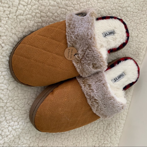 Born slippers with suede and faux fur. NWOT - Picture 1 of 3